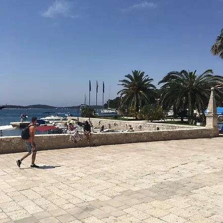 Nights In Hvar 아파트 *
